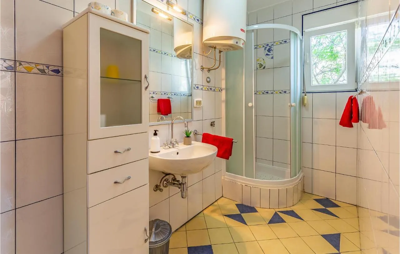 Cozy Apartment In Medulin With Wifi